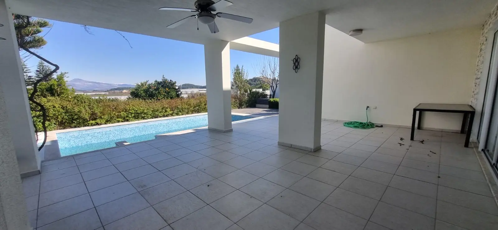 Home in Side